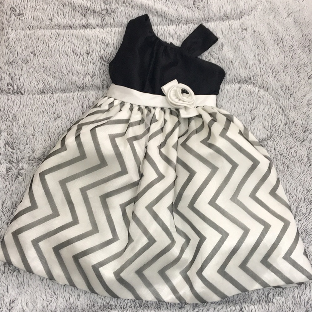 Jayne Copeland black and ivory girls dress size 7